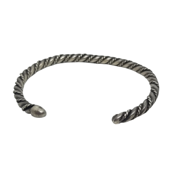 VINTAGE SOLID STERLING SILVER TWIST ROPE DESIGN CUFF BRACELET - Picture 4 of 5